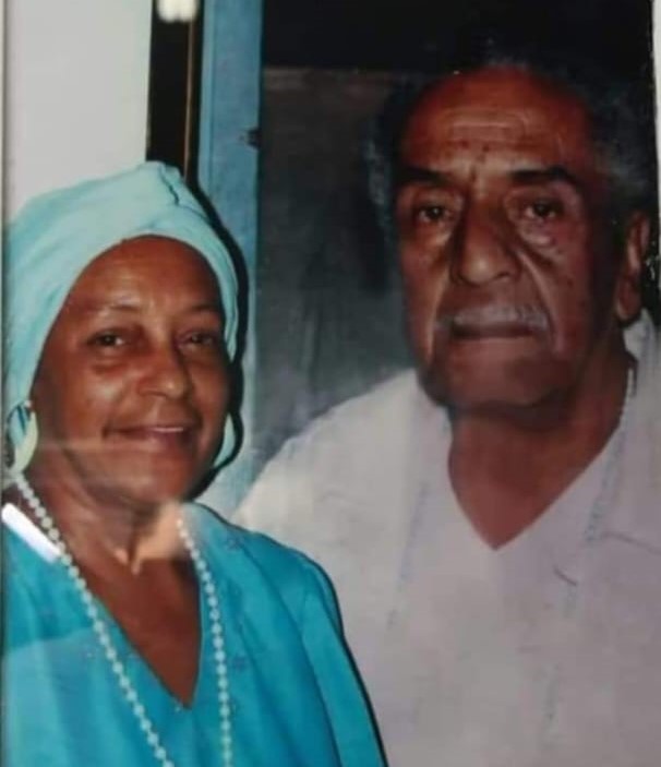 Mãe Sirlei de Yemanjá e Pai Romário de Oxalá1